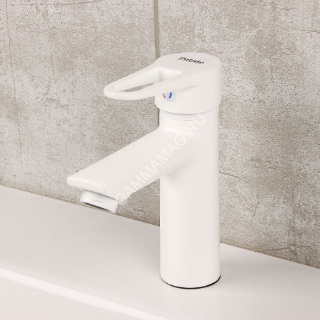 Смеситель для умывальника Potato P10270-7 *1/10